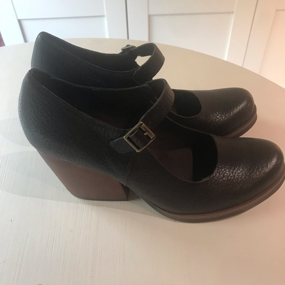 Korks women brown leather wedge heel NWB size 8 - Picture 2 of 8